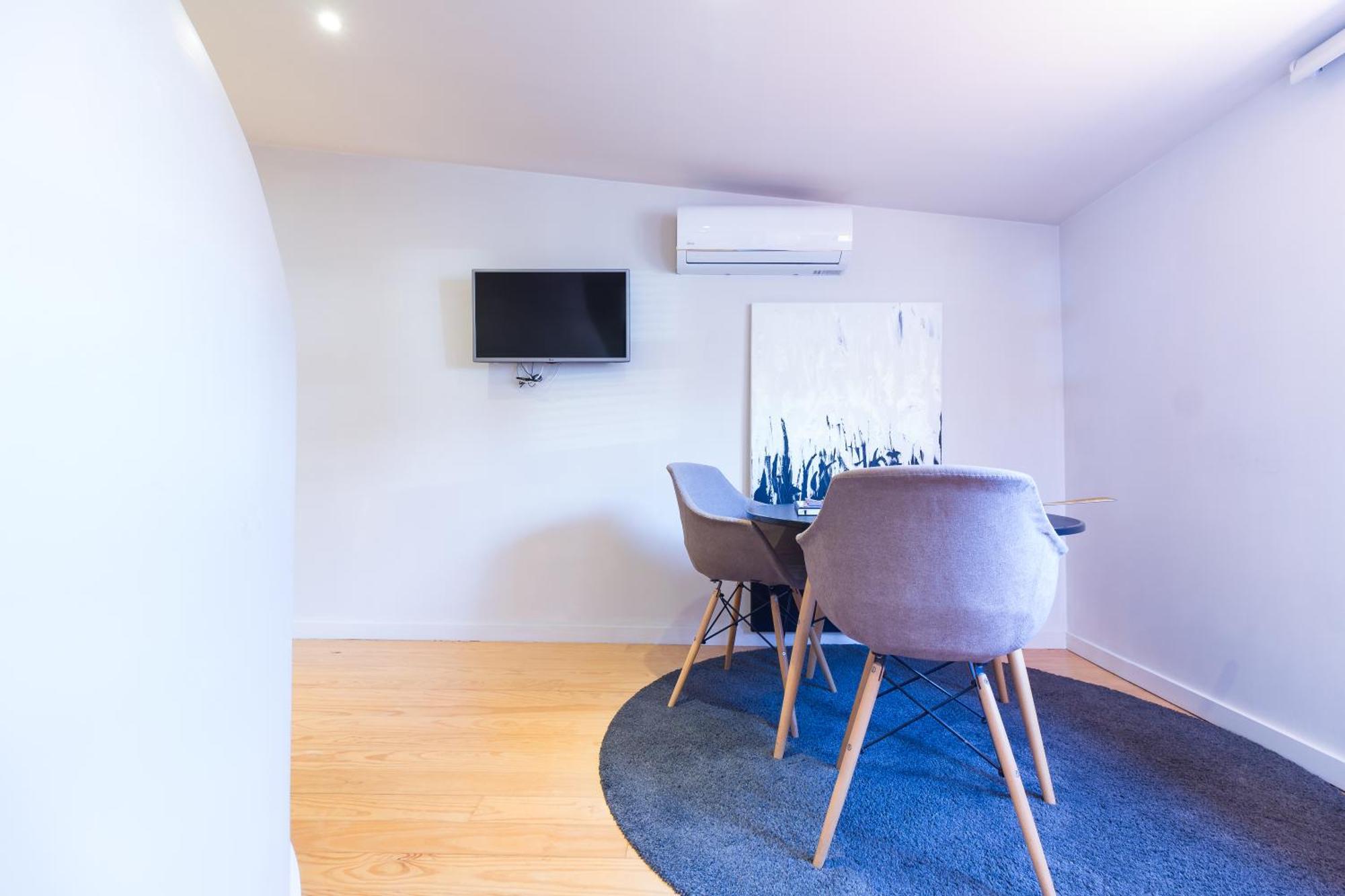 On Deluxe Apartments - Free Parking Πόρτο Δωμάτιο φωτογραφία